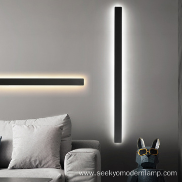 Two sides light source straight wall lamp
